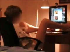 Wife masturbate in social chat